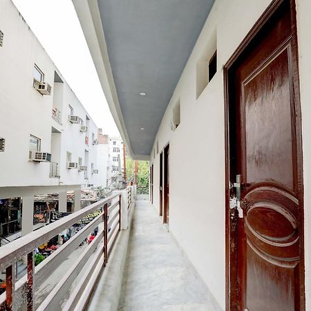 Hotel O Tilak Hotel 24 Sector 27 Near By Vinayak Hospital Gali No-6 Noida Exterior foto