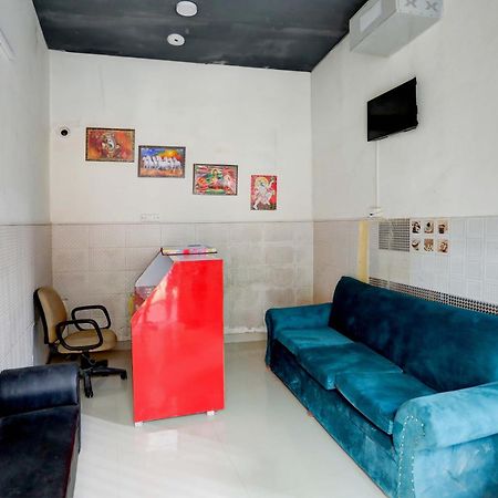 Hotel O Tilak Hotel 24 Sector 27 Near By Vinayak Hospital Gali No-6 Noida Exterior foto
