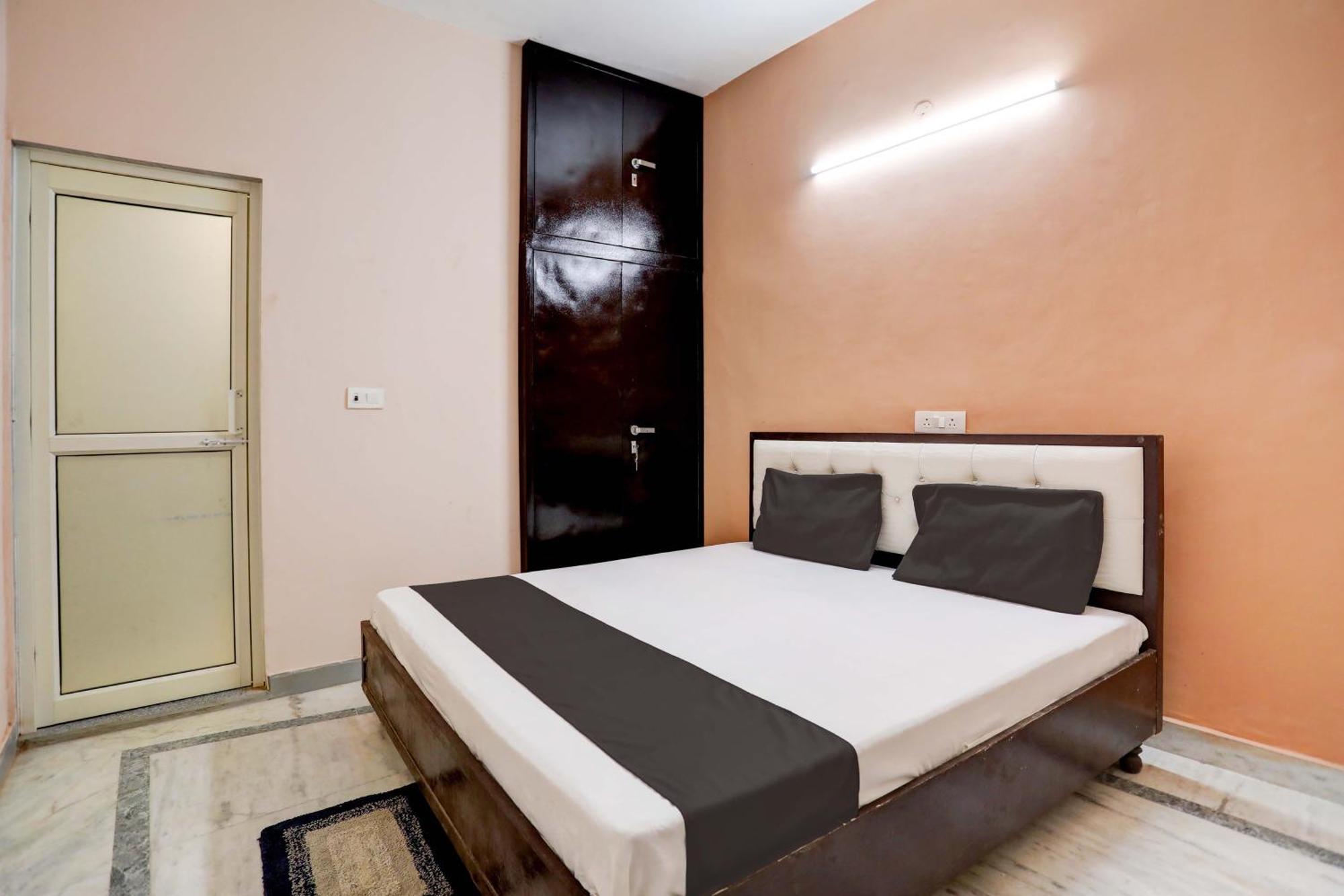 Hotel O Tilak Hotel 24 Sector 27 Near By Vinayak Hospital Gali No-6 Noida Exterior foto