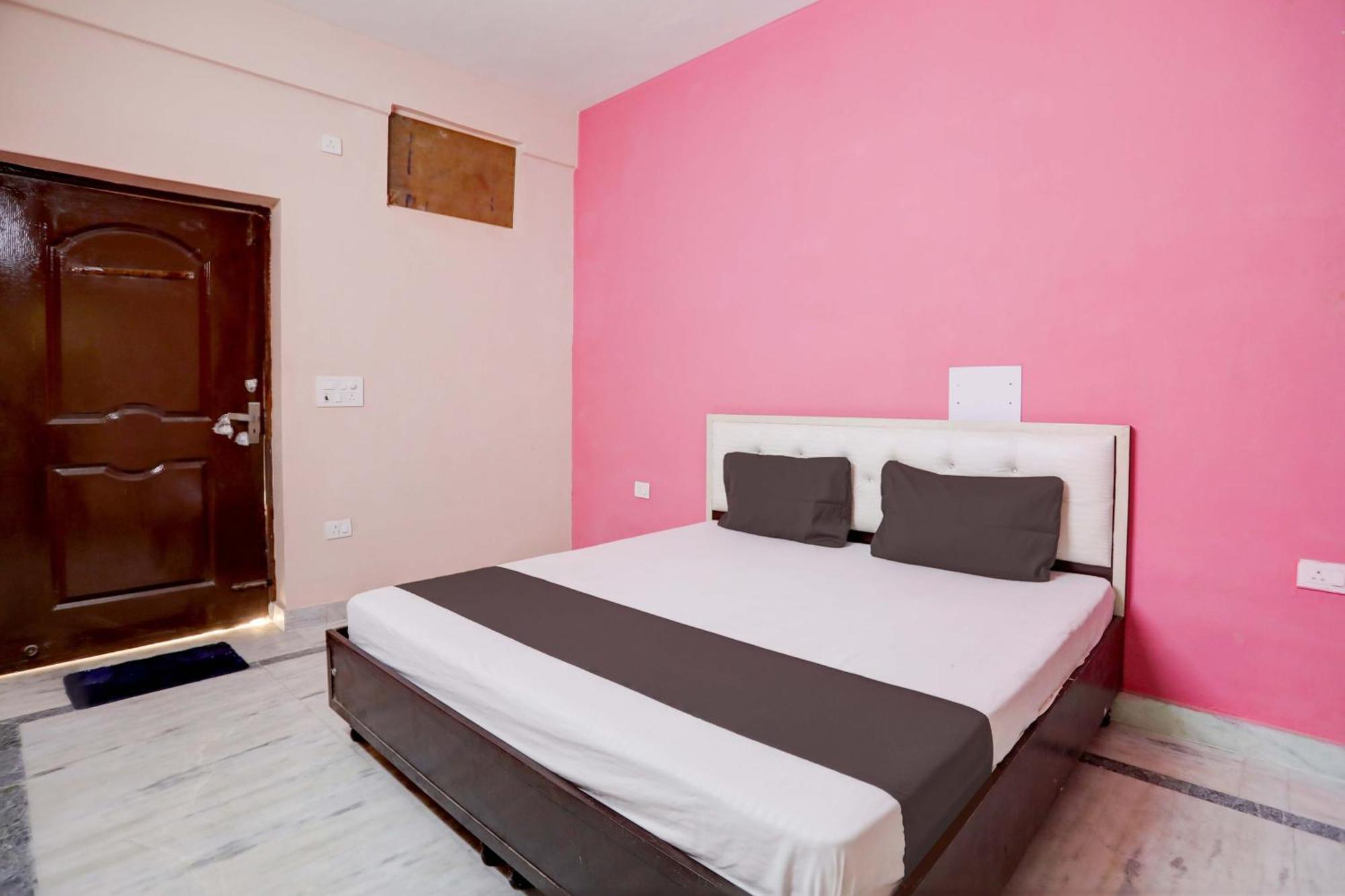 Hotel O Tilak Hotel 24 Sector 27 Near By Vinayak Hospital Gali No-6 Noida Exterior foto