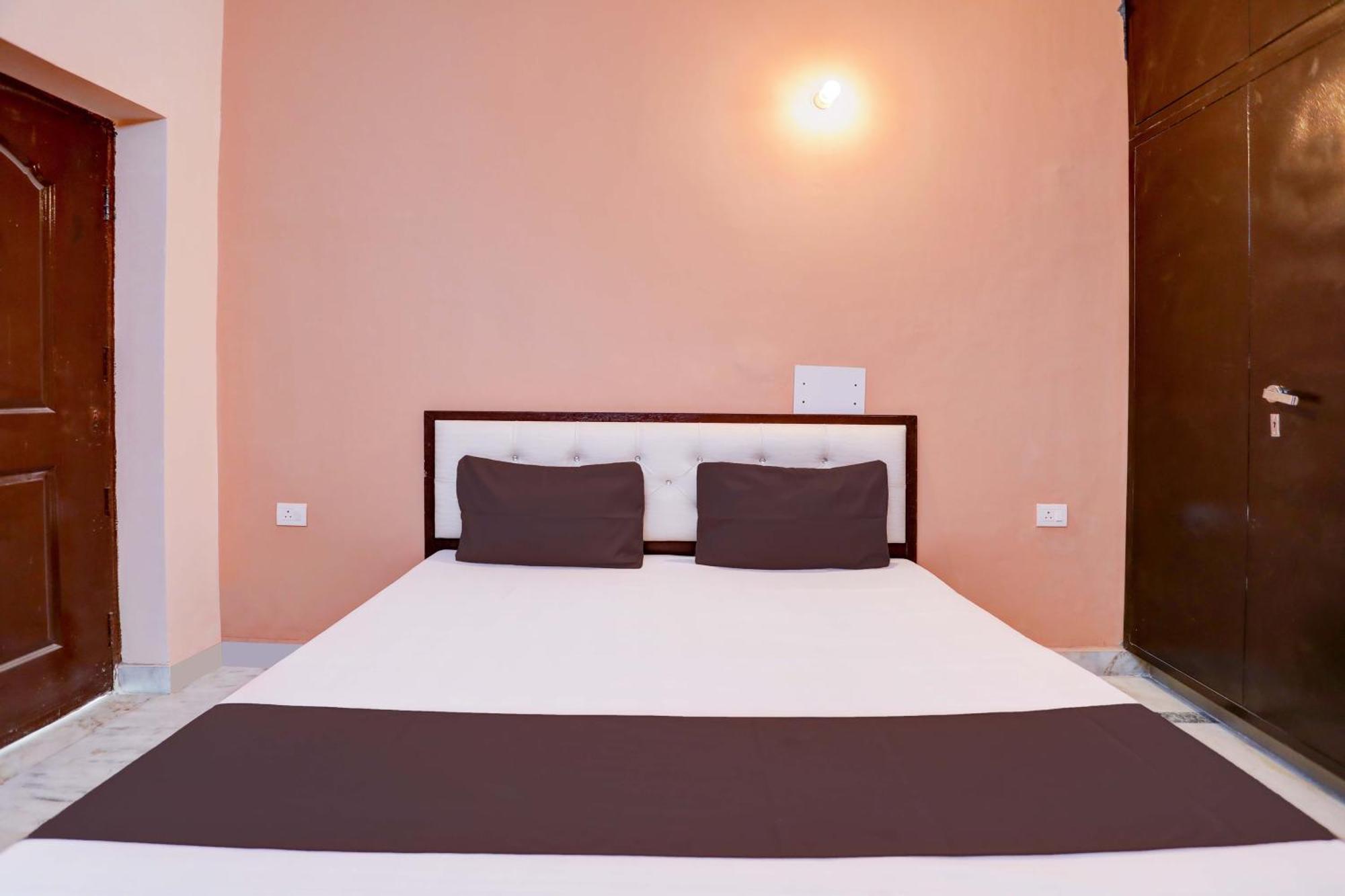 Hotel O Tilak Hotel 24 Sector 27 Near By Vinayak Hospital Gali No-6 Noida Exterior foto