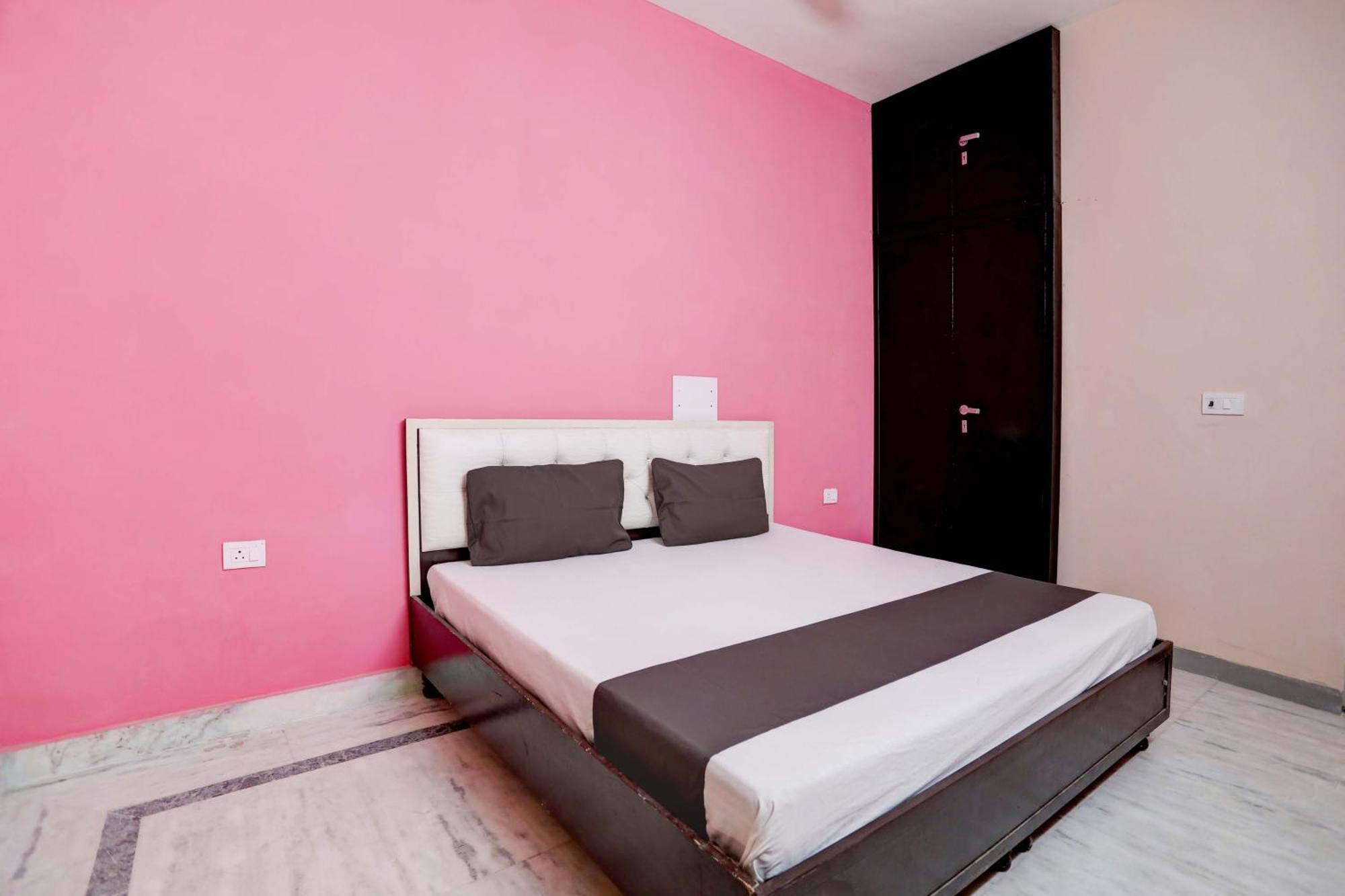 Hotel O Tilak Hotel 24 Sector 27 Near By Vinayak Hospital Gali No-6 Noida Exterior foto